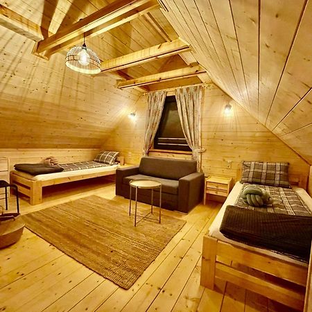 루치아네 니다 Wypoczynek Pod Lipami B&B 외부 사진