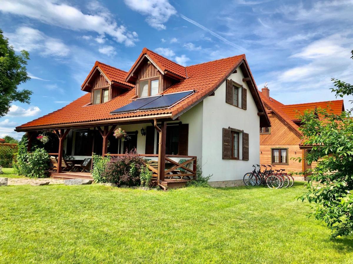 루치아네 니다 Wypoczynek Pod Lipami B&B 외부 사진