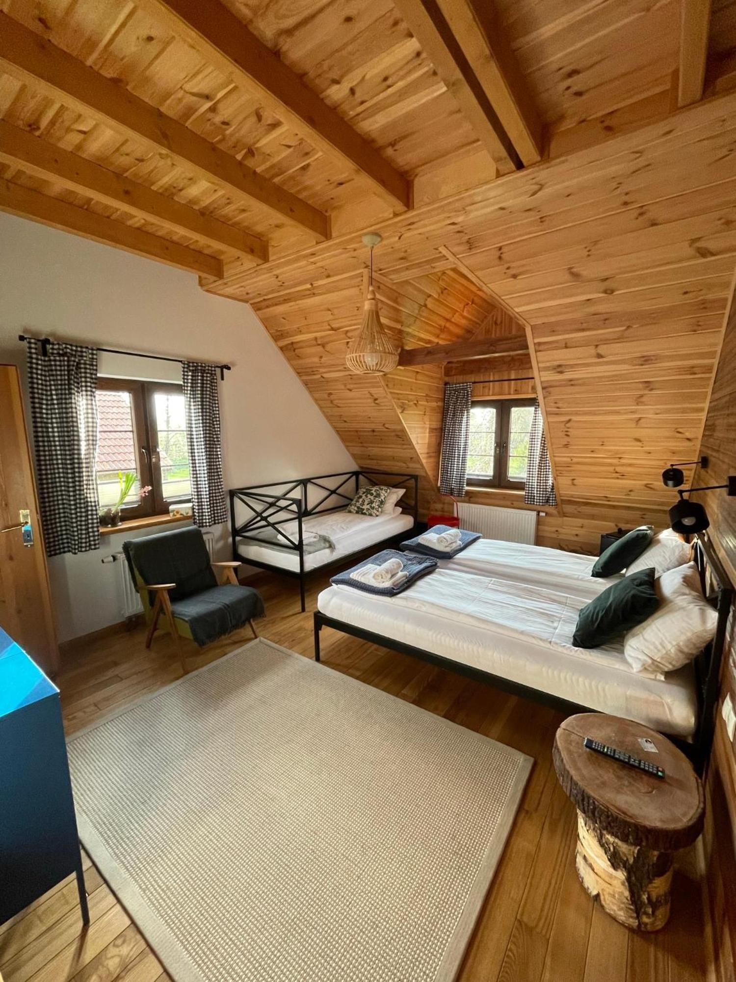 루치아네 니다 Wypoczynek Pod Lipami B&B 외부 사진
